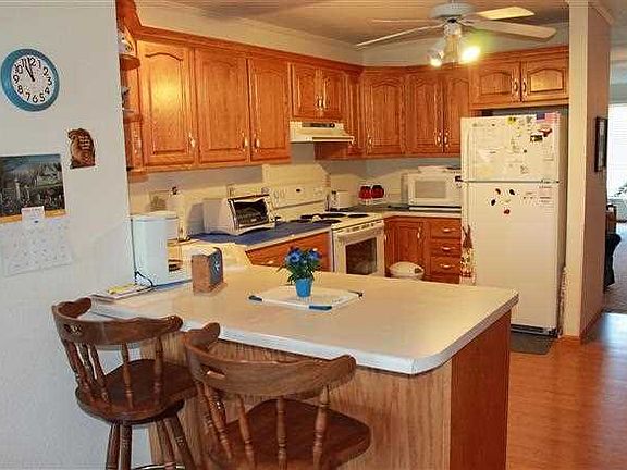4th image of 2404 Carstensen Dr