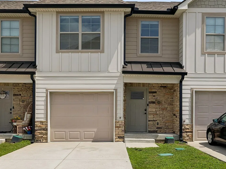 251 Signature Pl