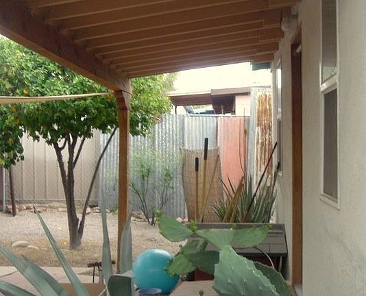 3rd image of 948 N Alder Ave