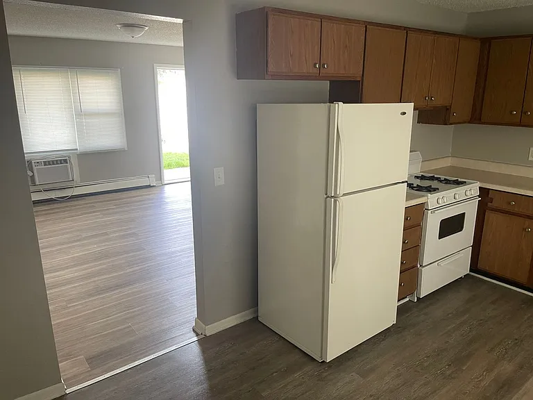 Heritage Apartments — Photo 18