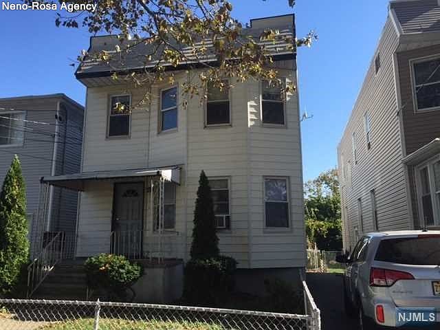 2nd image of 350 Davis Ave
