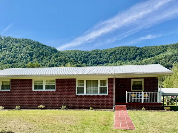 2235 3rd Ave E, Big Stone Gap, VA 24219