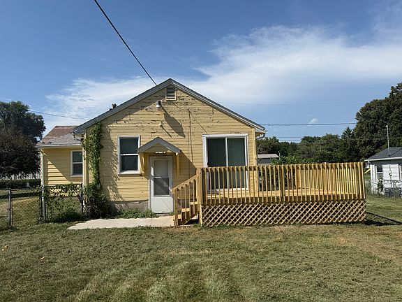 2nd image of 1116 West St