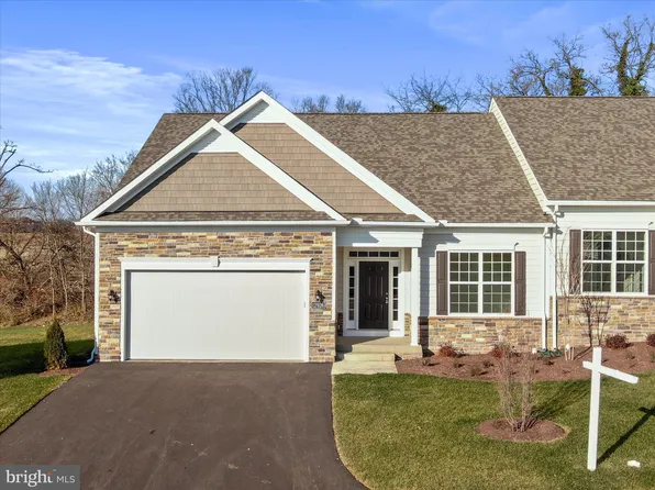 12926 Hawkins Cir #26, Hagerstown, MD 21740