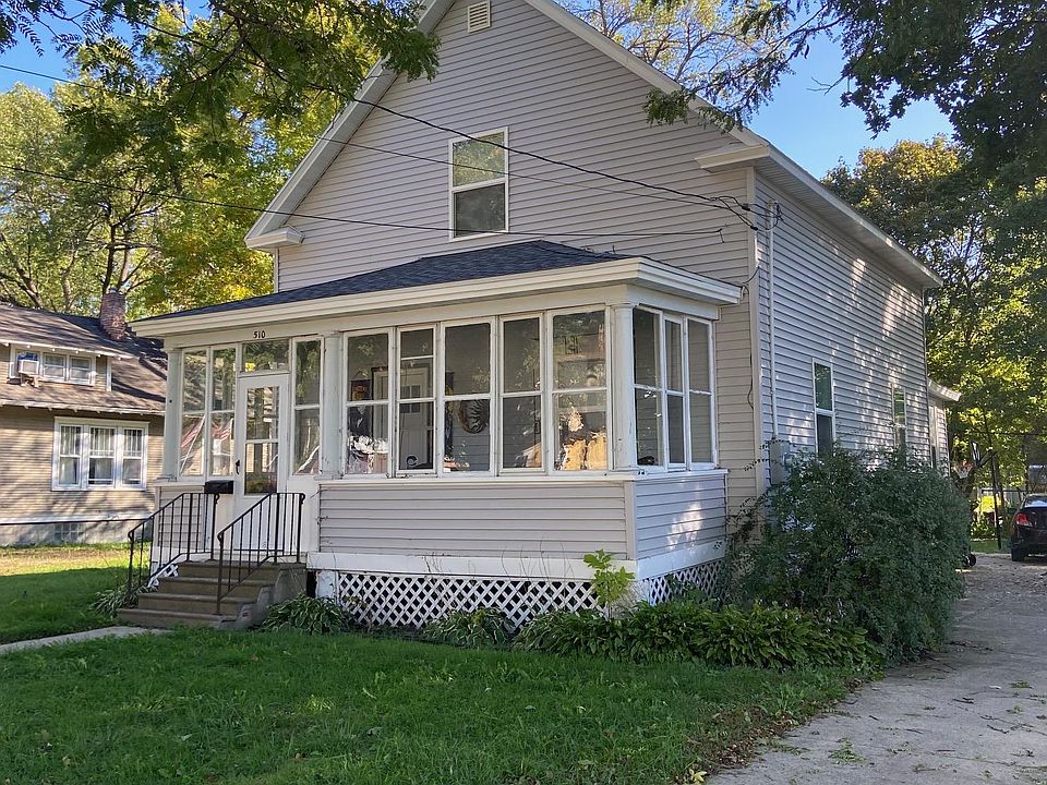 1st image of 510 E 5th St