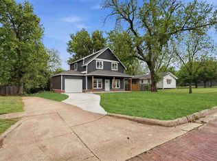 102 Warwick, Ponca City, OK 74601