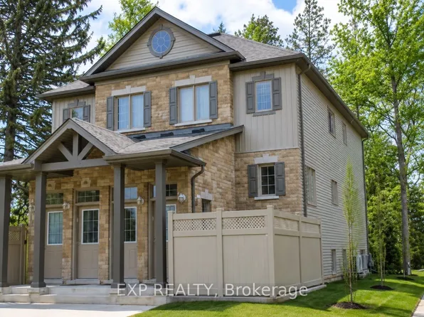931 Glasgow St #8D, Kitchener, ON N2N 0B6