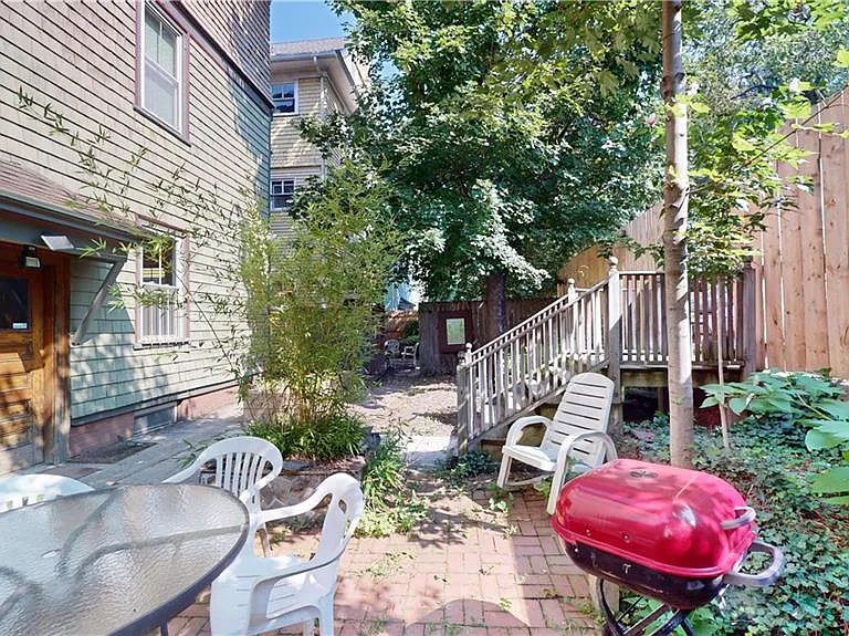 159 Camp St #2 — Photo 1