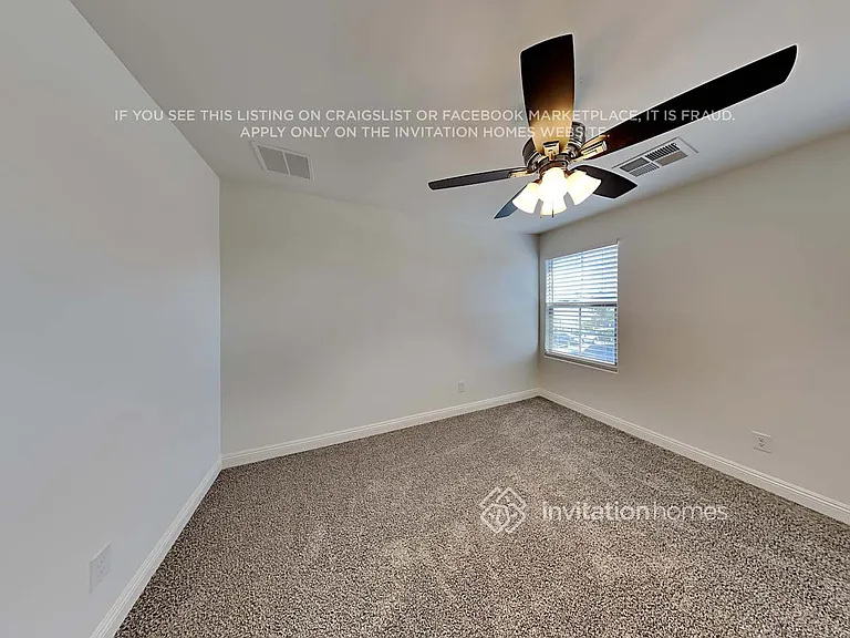242 N 69th Pl — Photo 12