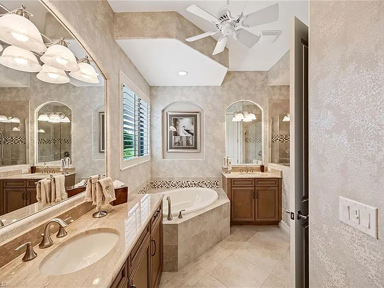 6255 Brunello Ln — Photo 16