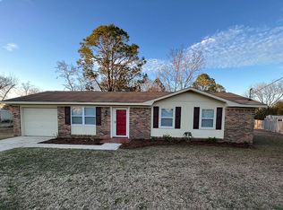 102 Greenridge Rd, Dothan, AL 36301