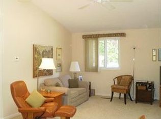 943 Halifax Dr, Warwick, RI 02886
