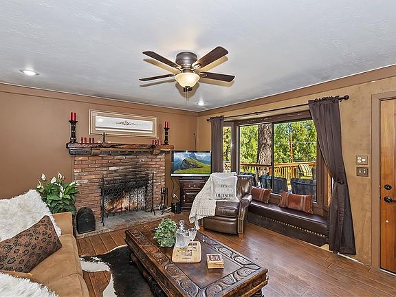 2nd image of 1236 Club View Dr