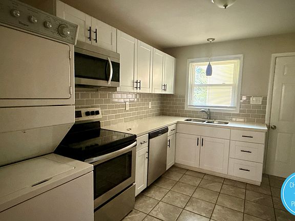 3rd image of 2515 Ricky Cir #1