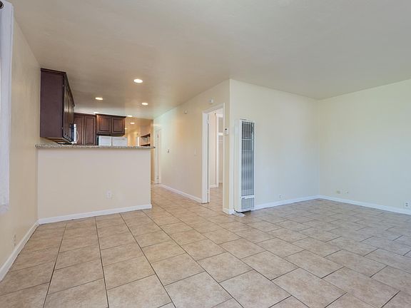 5th image of 3669 37th St