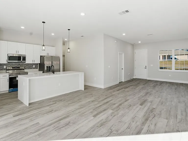 13690 SW 43rd Cir — Photo 15