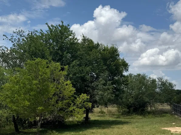 296 Strasbourg St LOT 14, Castroville, TX 78009