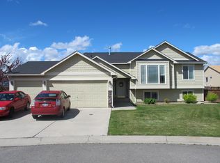 1410 W Summerhill Ct, Spokane, WA 99208