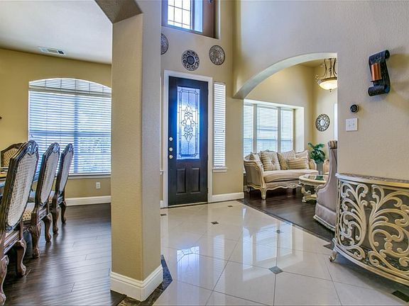 4th image of 5713 Saint Thomas Dr