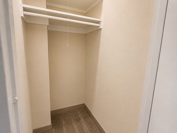 5th image of 1111 Arlington Blvd APT 111