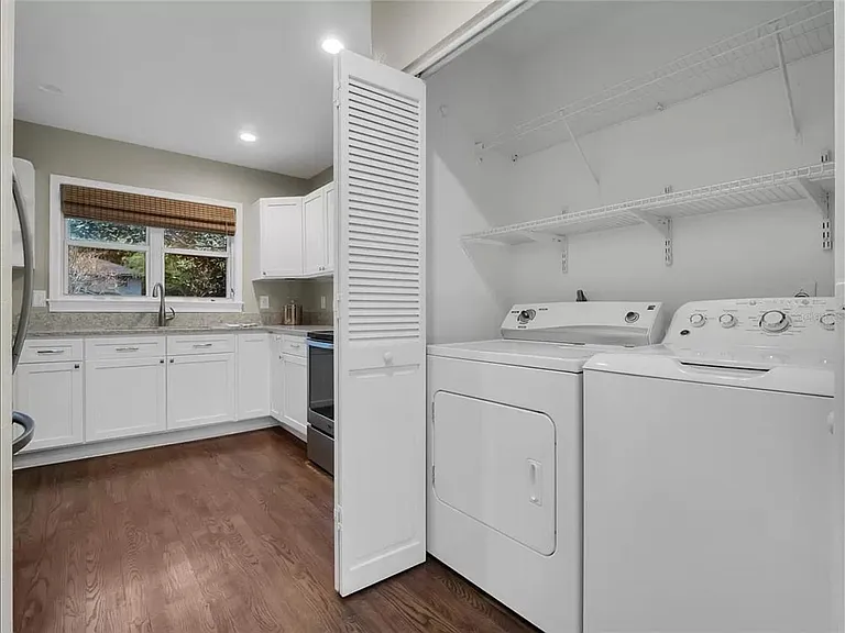 1225 Shady Ln — Photo 11