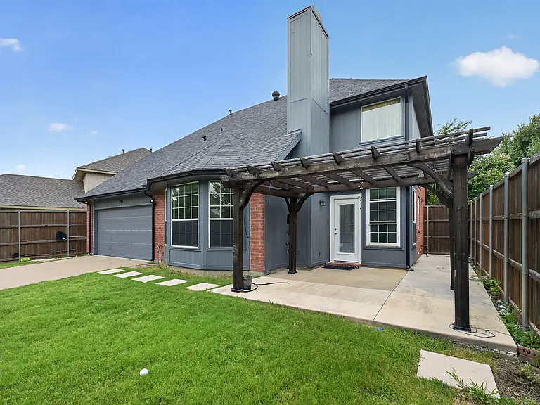 5900 Atlanta Dr — Photo 23