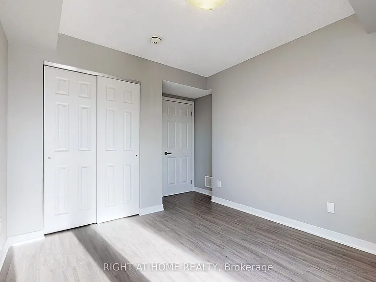 630 Rogers Rd #14 — Photo 25