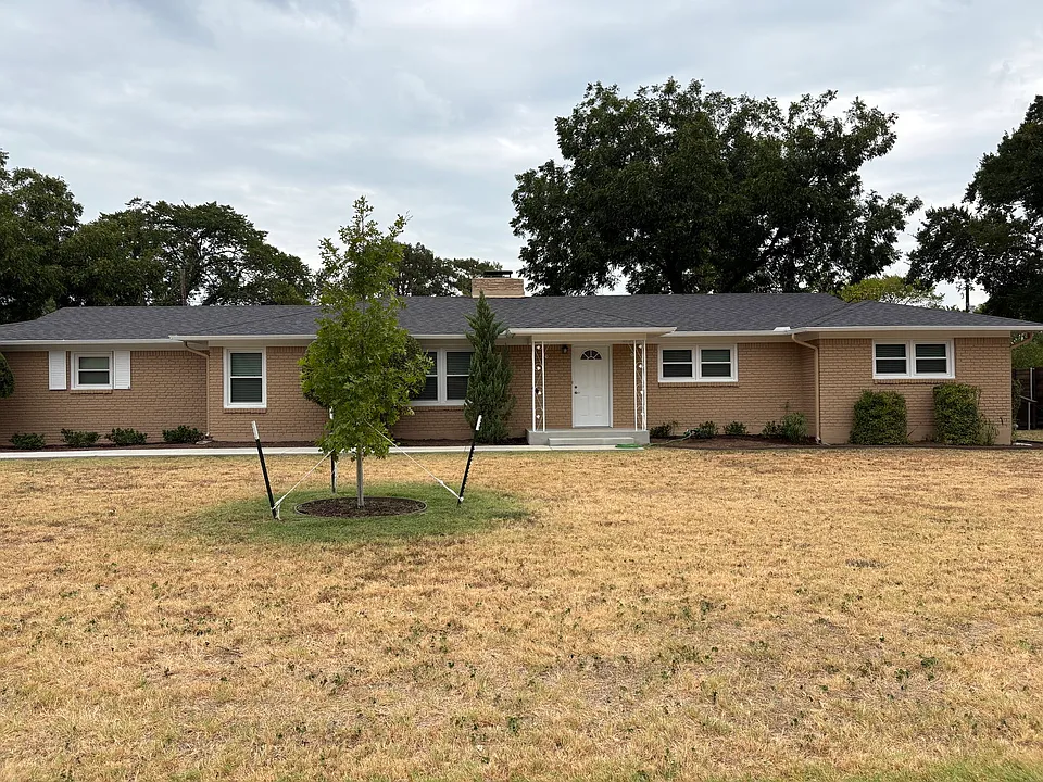 16 Cliffside Dr