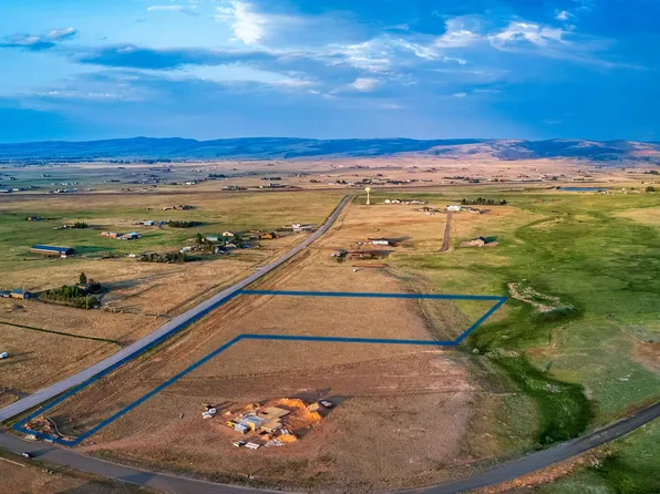 Howe Rd, Laramie, WY 82070