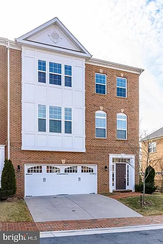 10625 Legacy Ln Photo 1