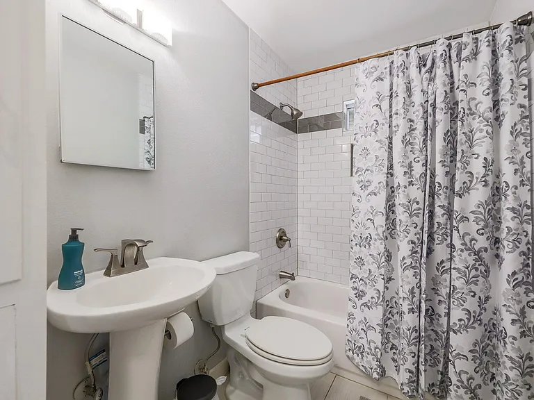 2206 Pasadena Dr #A — Photo 14
