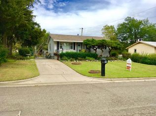 1305 Bel Air Dr, Junction City, KS 66441