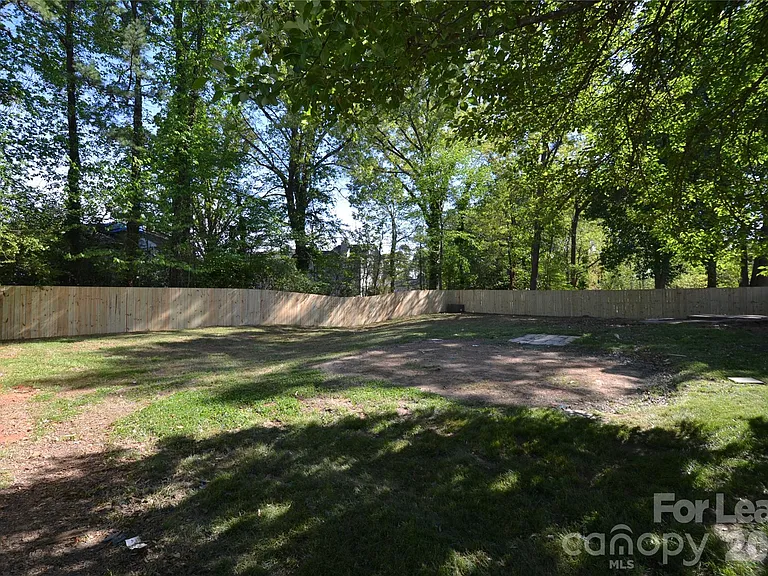 1422 Thermal Rd — Photo 40