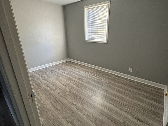 5th image of 7992 W Shahkoka Dr