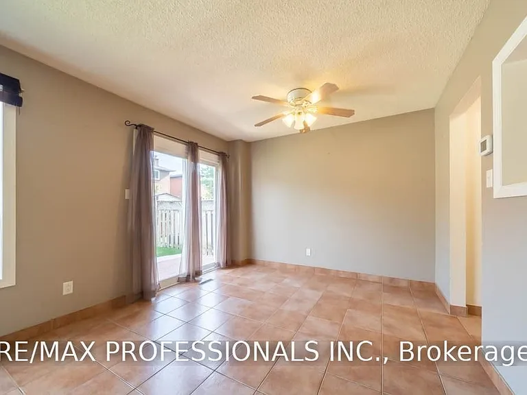 4207 Beacon Ln — Photo 6