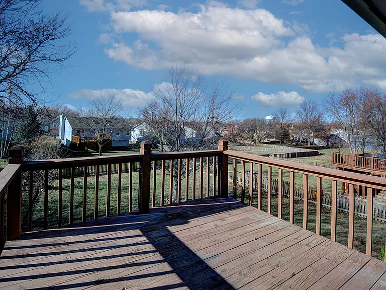 10622 N Charlotte St — Photo 14