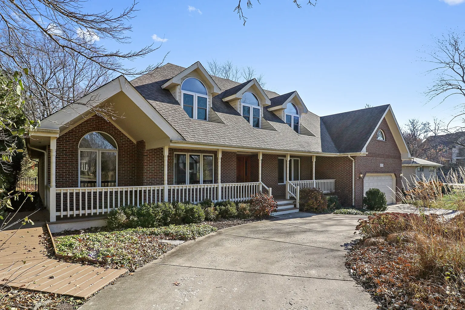 3777 Douglas Rd photo 1