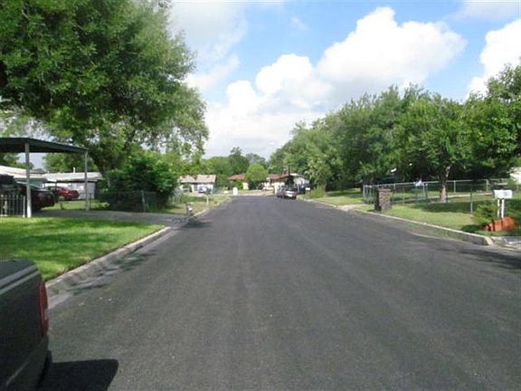 2nd image of 158 Shoreview Pl