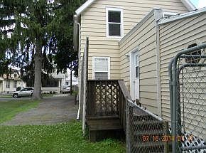 4th image of 68 Baldwin St