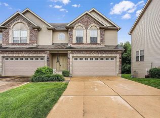 208 Prominence Lane Lake, Lake Saint Louis, MO 63367