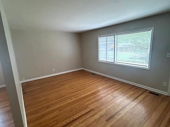 2nd image of 9800 Orlandi Ct