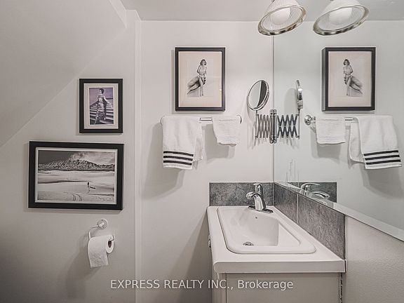 3rd image of 167 Highbourne Rd
