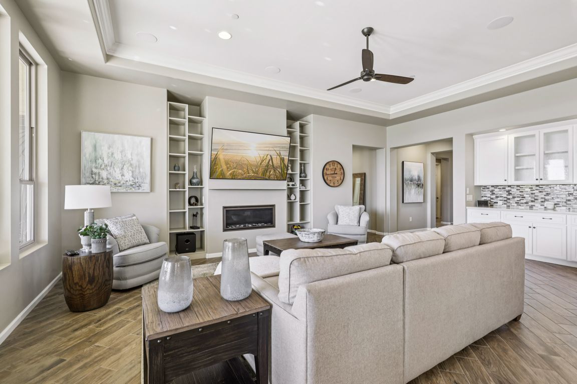 next background image