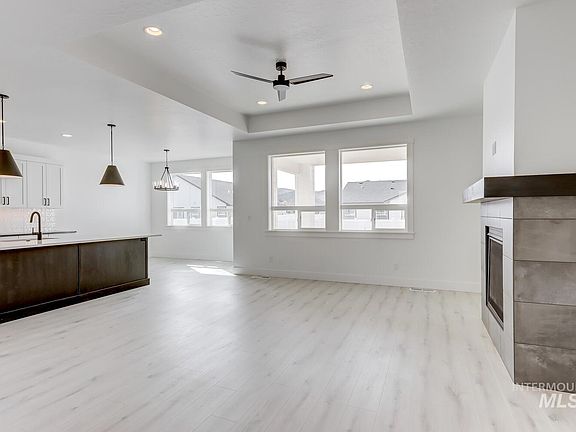 5th image of 2593 McIntosh Ave