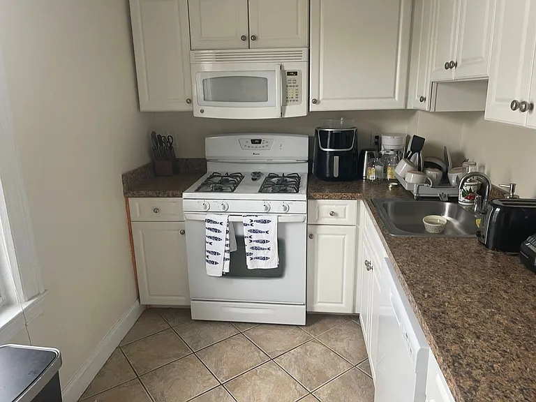 51 Ashford St #6 — Photo 3