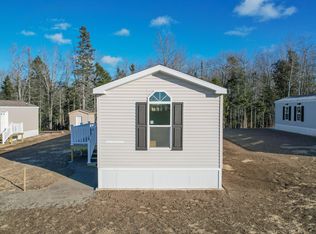 8 Goose Neck Rd, Hancock, ME 04640