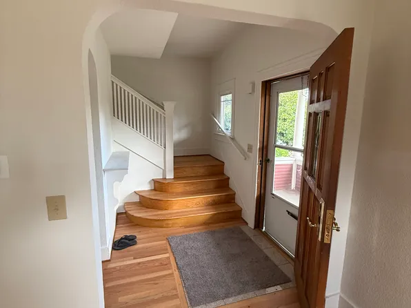 171 26th Ave, Seattle, WA 98122