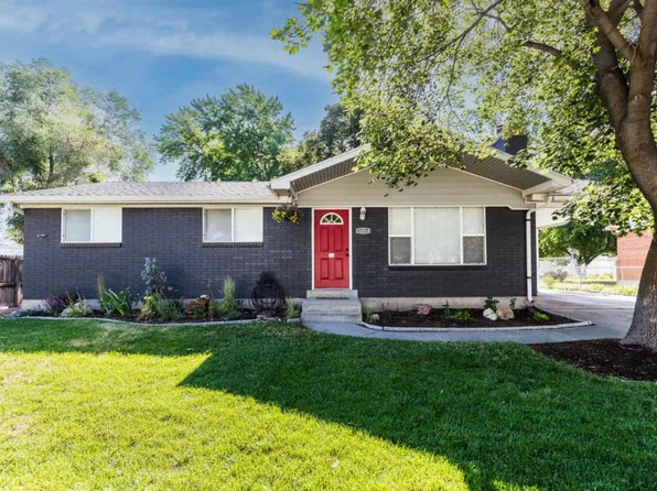 8737 S Spartan Dr, Sandy, UT 84094