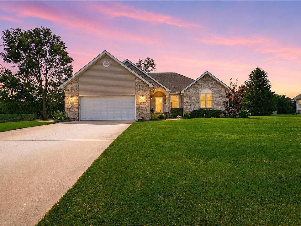 1st image of 518 Golden Rain Ct