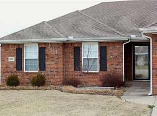 670 Eagle Crst, Pea Ridge, AR 72751